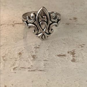 James Avery Retired ring
